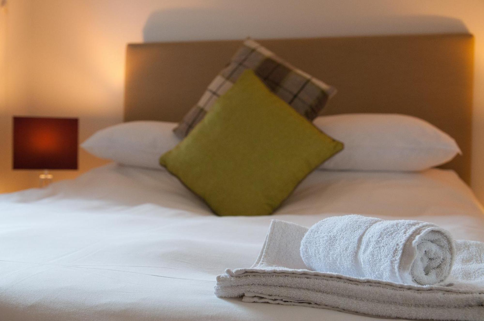 Cleyro Serviced Apartments - Finzels Reach Бристоль Номер фото