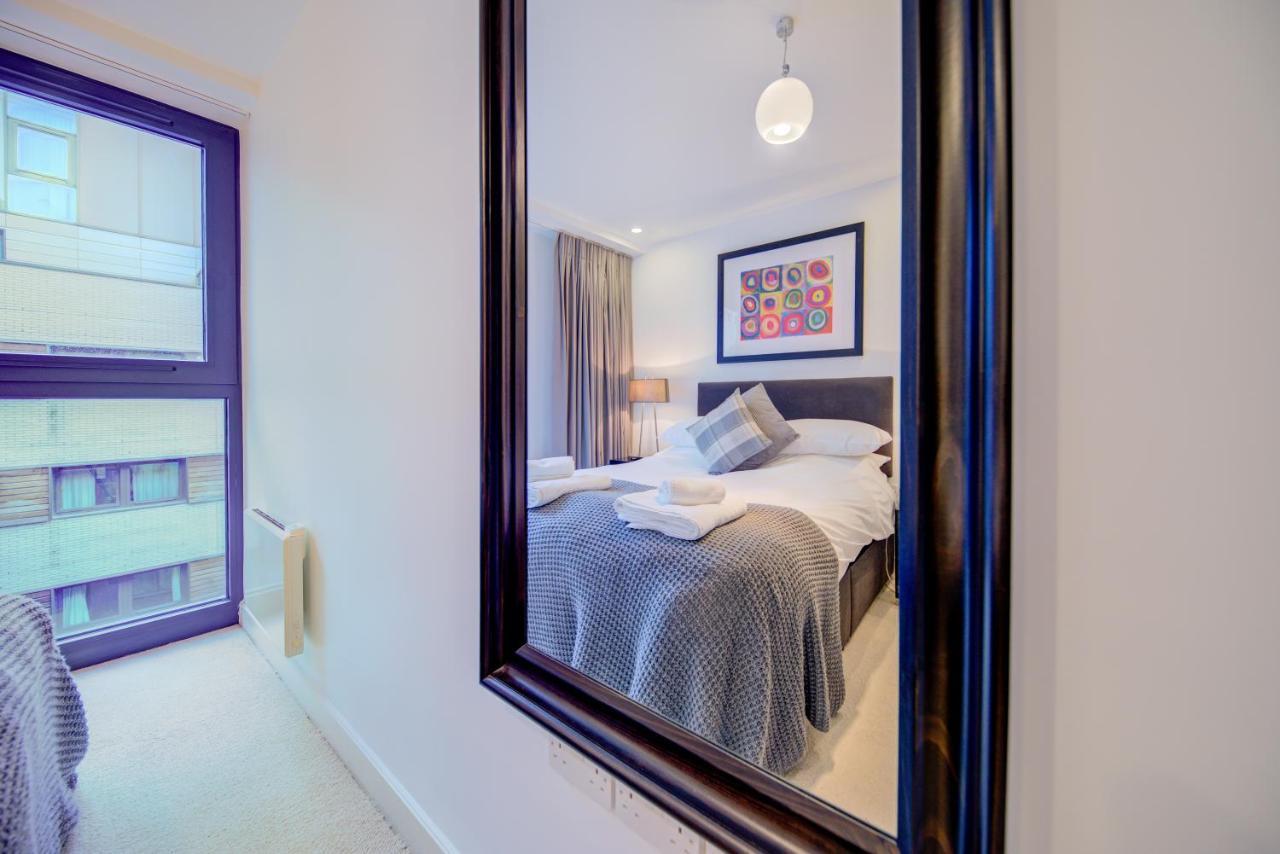 Cleyro Serviced Apartments - Finzels Reach Бристоль Экстерьер фото