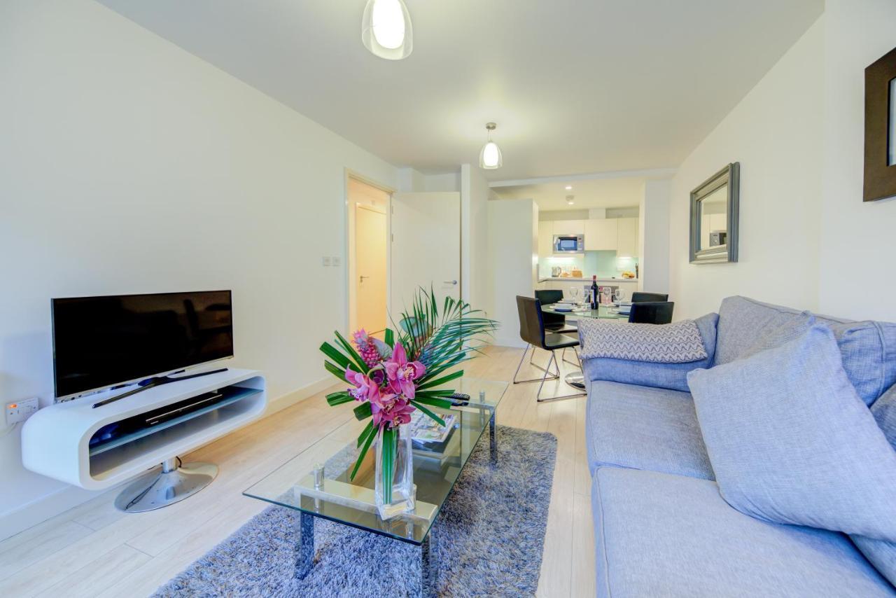 Cleyro Serviced Apartments - Finzels Reach Бристоль Экстерьер фото