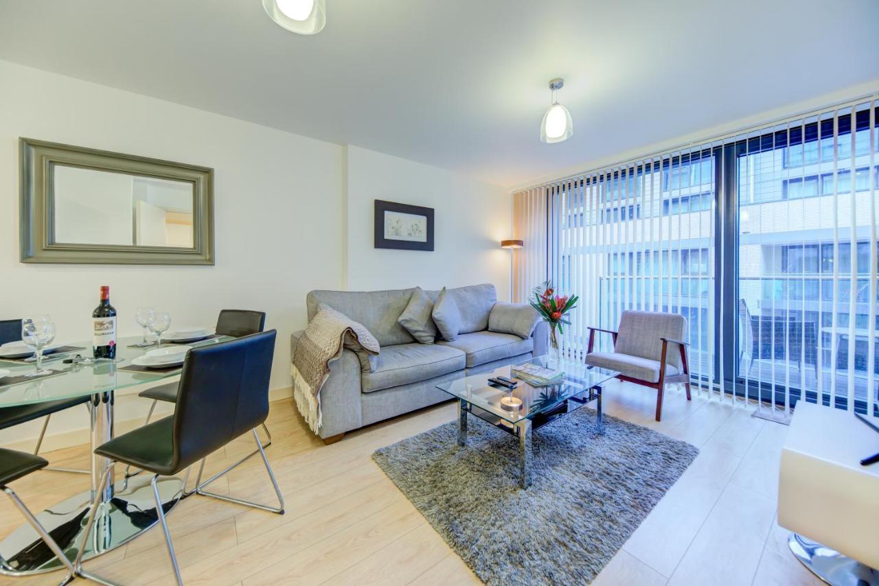 Cleyro Serviced Apartments - Finzels Reach Бристоль Экстерьер фото
