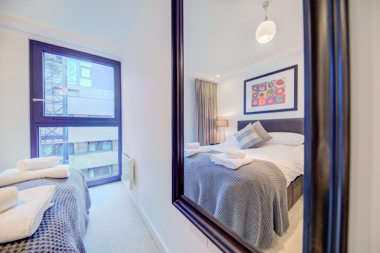 Cleyro Serviced Apartments - Finzels Reach Бристоль Экстерьер фото