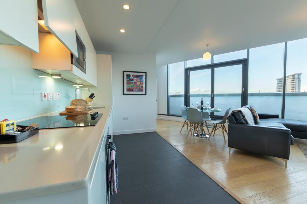 Cleyro Serviced Apartments - Finzels Reach Бристоль Экстерьер фото