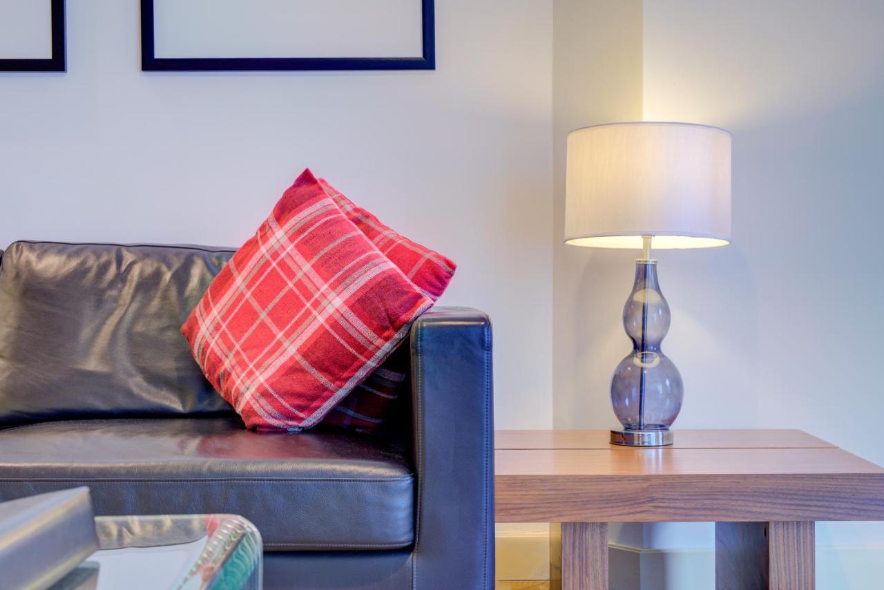 Cleyro Serviced Apartments - Finzels Reach Бристоль Экстерьер фото