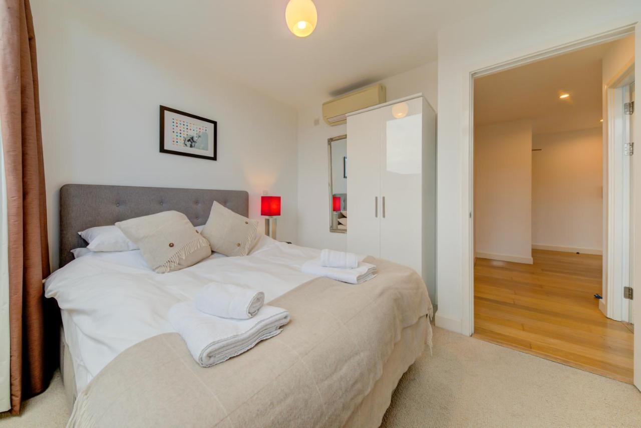 Cleyro Serviced Apartments - Finzels Reach Бристоль Экстерьер фото