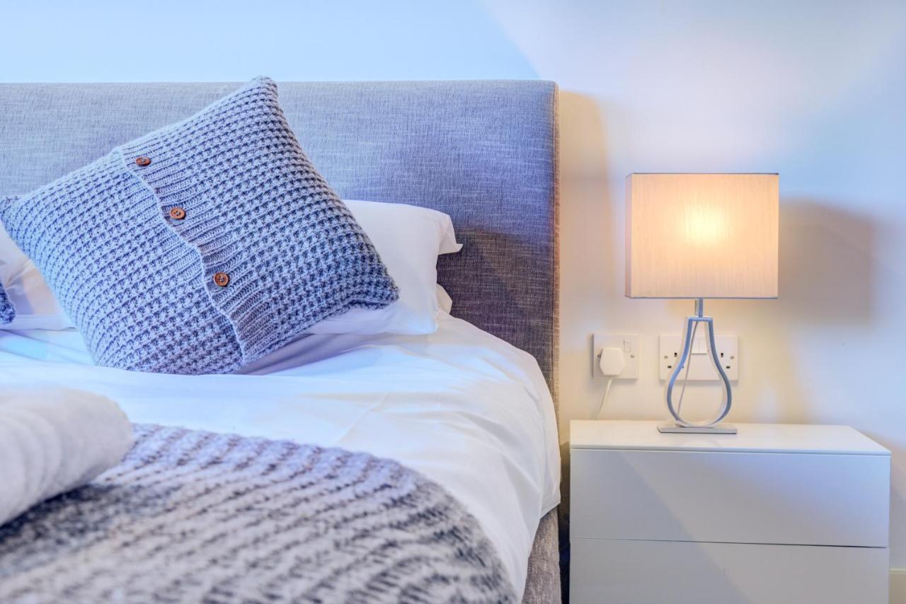 Cleyro Serviced Apartments - Finzels Reach Бристоль Экстерьер фото