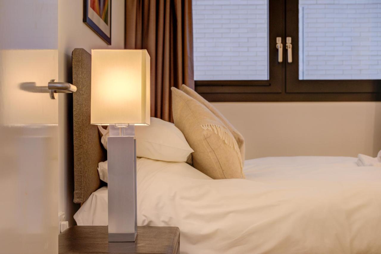 Cleyro Serviced Apartments - Finzels Reach Бристоль Экстерьер фото