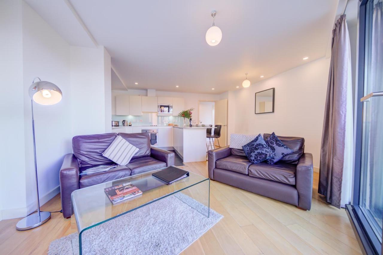 Cleyro Serviced Apartments - Finzels Reach Бристоль Экстерьер фото